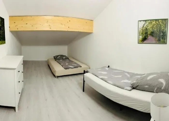 Moderne Maisonettewohnung/2 Zimmer/kueche/bad #1 アパート *